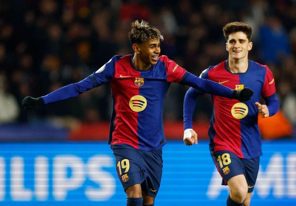 杨瀚森出战35分09秒，14中7砍下20分7板7助2断2帽