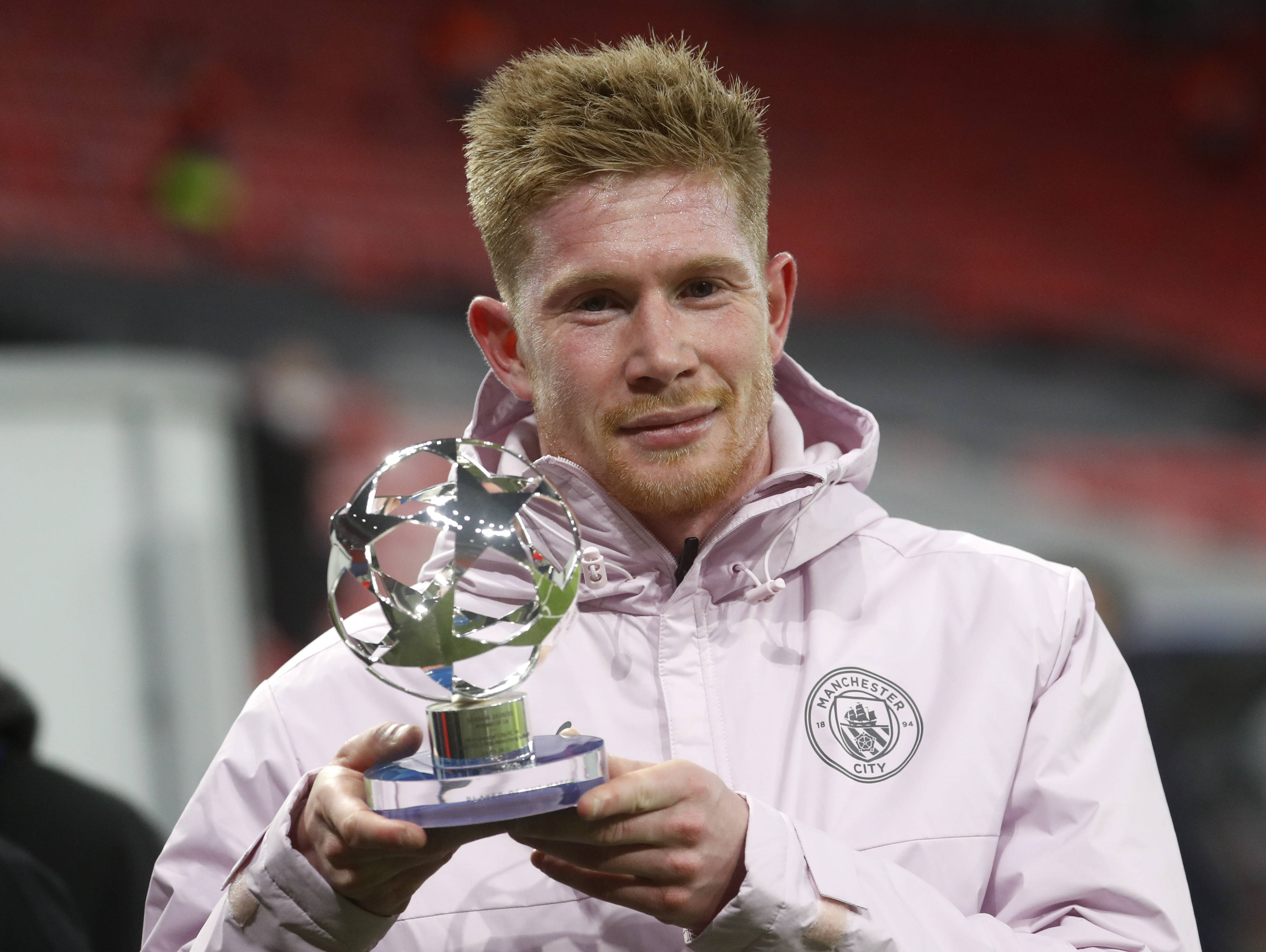 多特vs斯图加特：吉拉西、布兰特、乔布-贝林厄姆首发出战