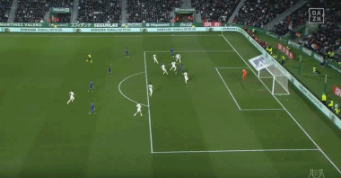 欧冠：巴黎大胜曼联 内马尔建功