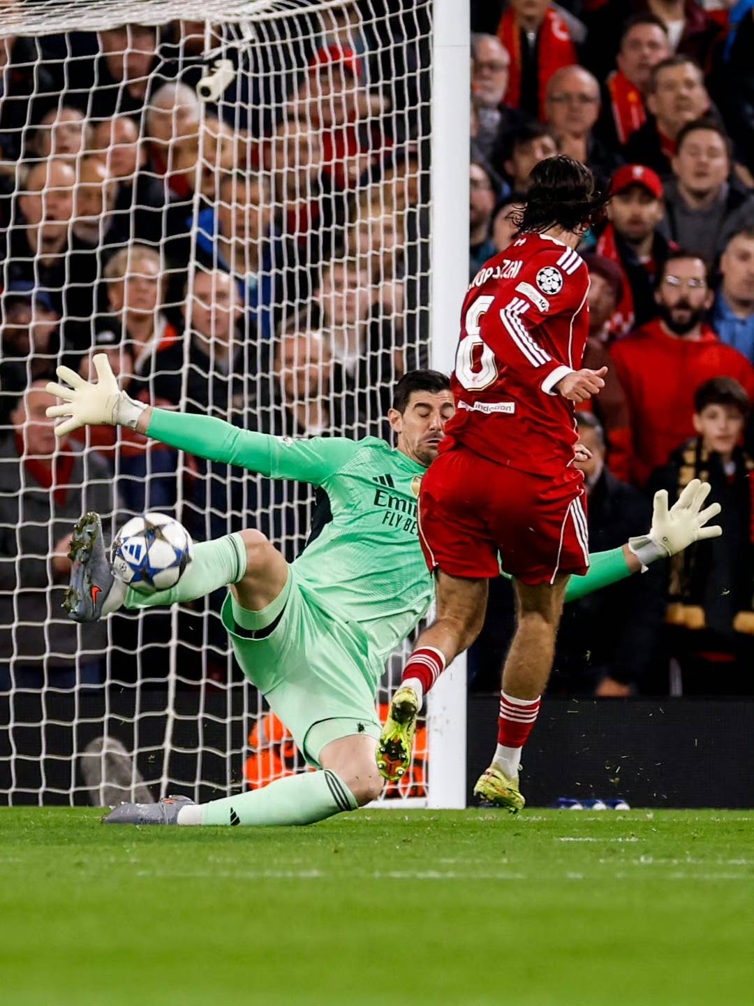 德转列勒沃库森历史最贵阵：维尔茨、哈弗茨领衔，弗林蓬入选